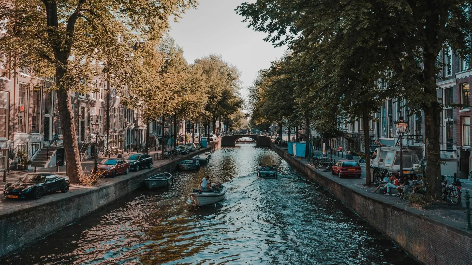 Hotel De Hallen Amsterdam