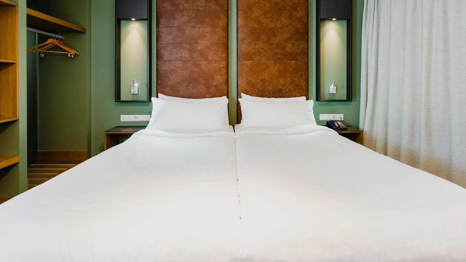 Hotel De Hallen Amsterdam