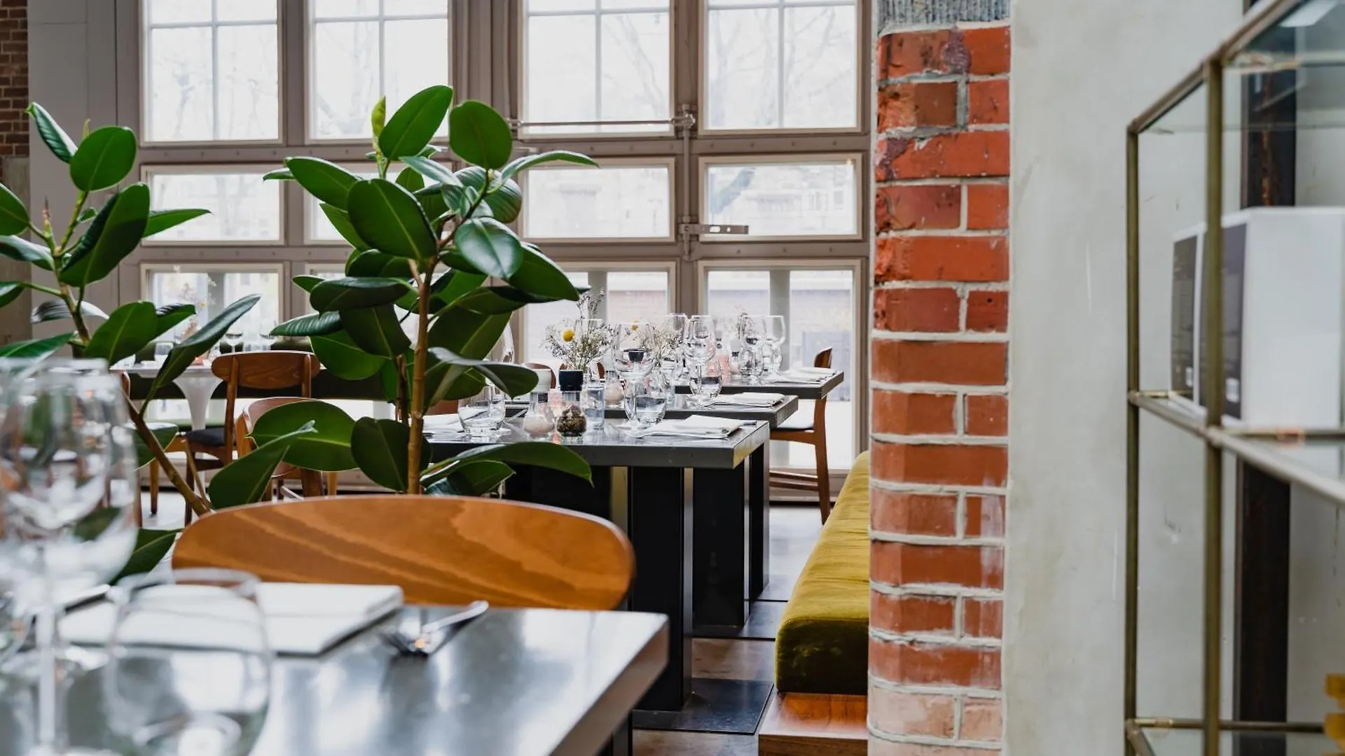 Hotel De Hallen Amsterdam
